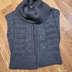 MARY Firenza Women's Gray Cowl Neck Sweater Vest Size XS